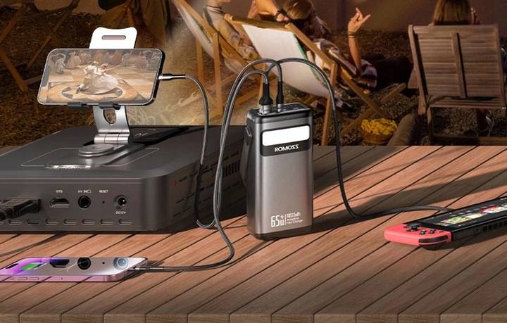 Romoss Powerbank PMT40 Power Bank USB-C PD 40000mAh 65W Z Uchwytem Ekran