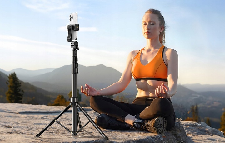 UGREEN REGULOWANY SLEFIE STICK PRZENOŚNY STATYW Z PILOTEM BLUETOOTH 1,8M