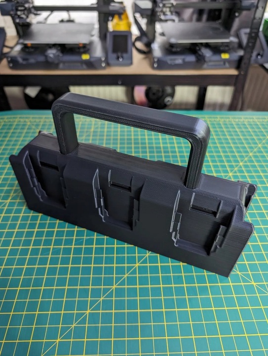 Koszyk na 8 baterii / Akumulatorów, do narzędzi DeWALT 18V i 54V