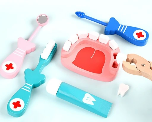 DUŻY DREWNIANY ZESTAW LEKARSKI DOKTOR LEKARZ