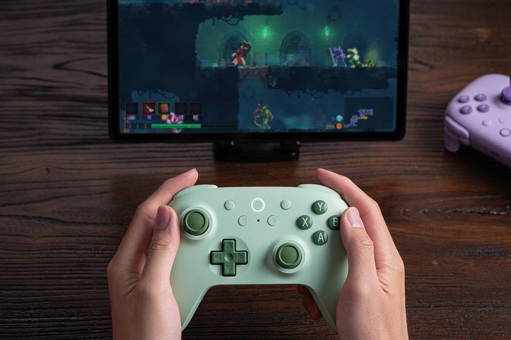 Pad Bezprzewodowy 8Bitdo Ultimate 2C Green Hall Effect 2.4G BT Android PC