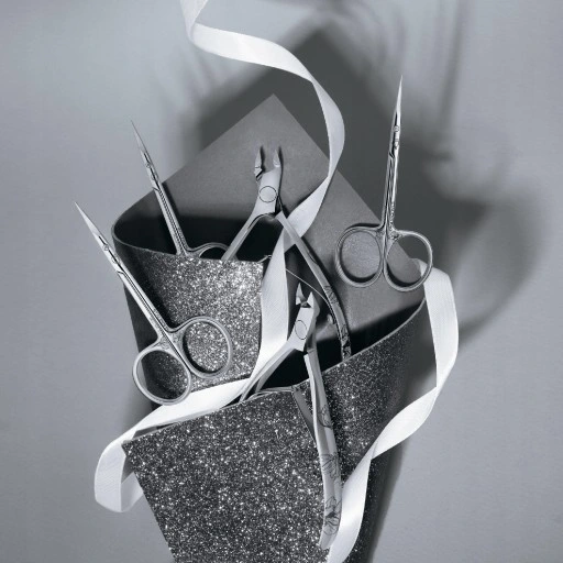 Staleks NOŻYCZKI do skórek paznokci z haczykiem 25