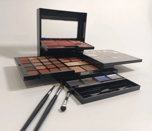 Kosmetyczka walizka kuferek zestaw 73 kosmetyków