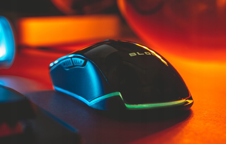 MYSZ MYSZKA KOMPUTEROWA OPTYCZNA SZYBKA PRECYZYJNA GAMINGOWA LED