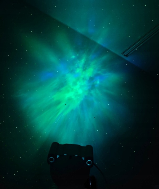 PROJEKTOR GWIAZD ASTRONAUTA RZUTNIK LED LAMPKA NOCNA DLA DZIECI