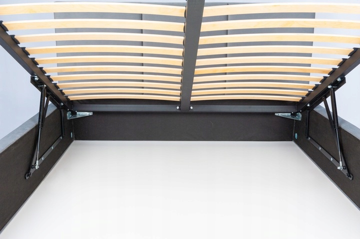 Łóżko 140x200 tapicerowane stelaż metalowy FRESIA