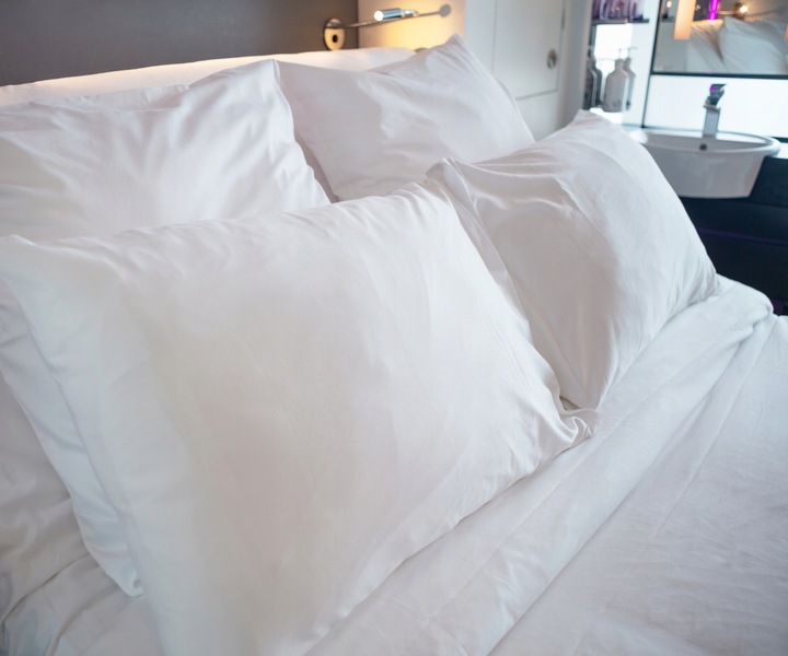POŚCIEL HOTELOWA 160x200 cm BIAŁA BAWEŁNA 140 gr + POSZEWKA 70x80 cm