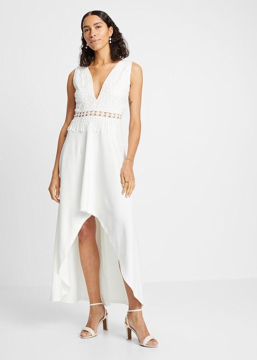 38 SUKIENKA ŚLUBNA kvr