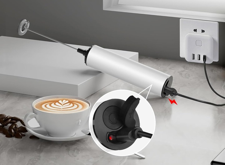 RĘCZNY SPIENIACZ MIKSER DO MLEKA KAWY ELEKTRYCZNY MINI BLENDER 11000