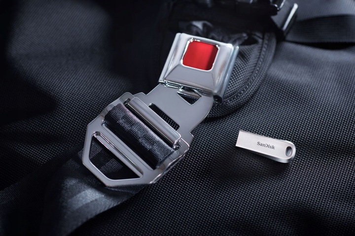SanDisk Pamięć USB 3.1 pendrive Ultra Luxe 64 GB