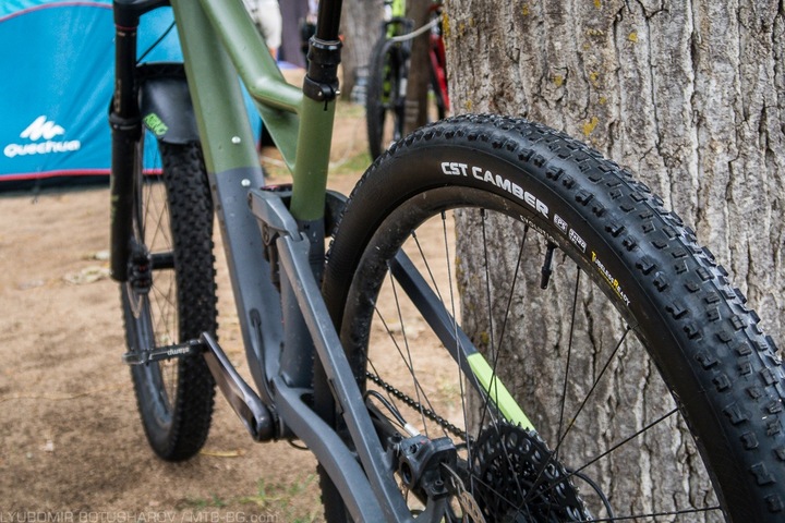 Opona Rowerowa 26x2,10 Szybka Kostka CST CAMBER