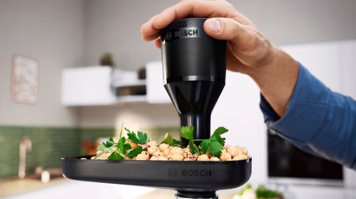 Maszynka do mięsa Bosch Serie 6 MFWS640B 2100W Bieg wsteczny