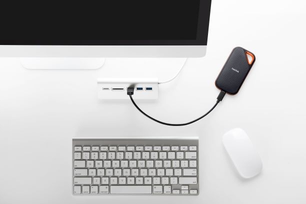 DYSK SSD PORTABLE SANDISK EXTREME PRO 4TB E81 2000MB/s