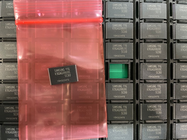 MODUŁ UKŁAD SAMSUNG K9GAG08U0E SCB0 NAND FLASH