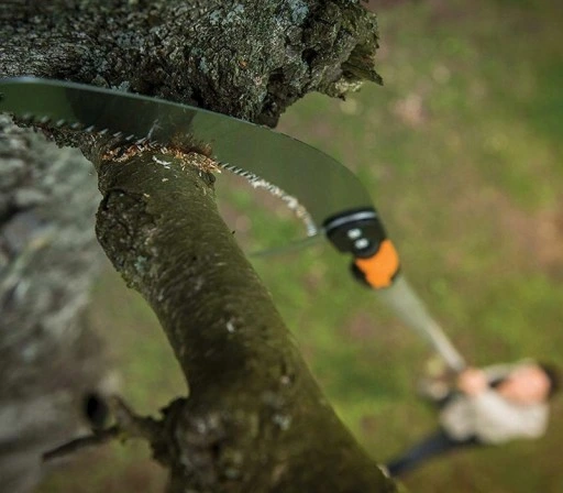 Piła z hakiem teleskopowym do cięcia gałęzi i drewna 5,5m KT-V1501-550