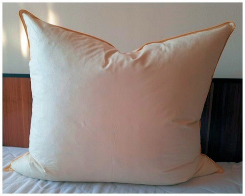 Poduszka z pierza 70x80 1,5 kg 3 KOLORY