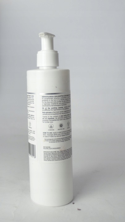 BasicLab dermatologiczna emulsja myjąca do skóry ultrawrażliwej 300 ml