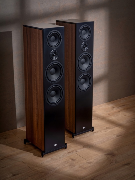 HECO Aurora XT 700 + 300 + Center ZESTAW KOLUMN KINA DOMOWEGO 5.0 WALNUT