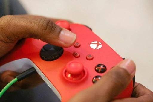 Kontroler MICROSOFT XBOX Series X/S Czerwony