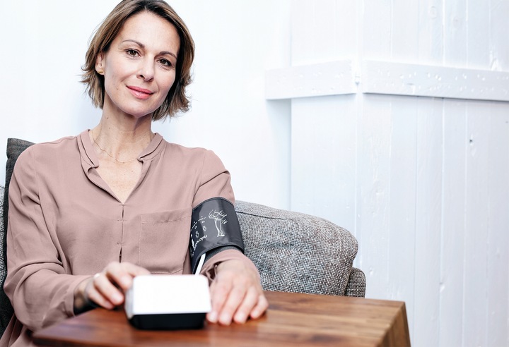 CIŚNIENIOMIERZ NARAMIENNY MICROLIFE BP B2 ARYTMIA + ZASILACZ + MANKIET M-L