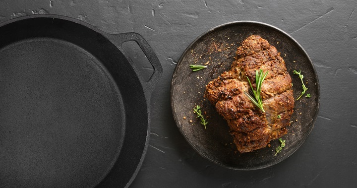 PATELNIA ŻELIWNA DUŻA 31cm INDUKCJA OGNISKO GRILL GAZ TALERZ ŻELIWNY