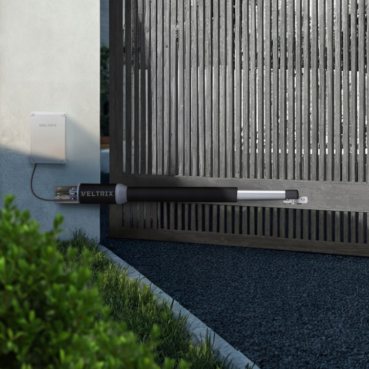 Napęd bramy dwuskrzydłowej WIFI ZESTAW 2x2m 400kg + 4 piloty + lampa LED