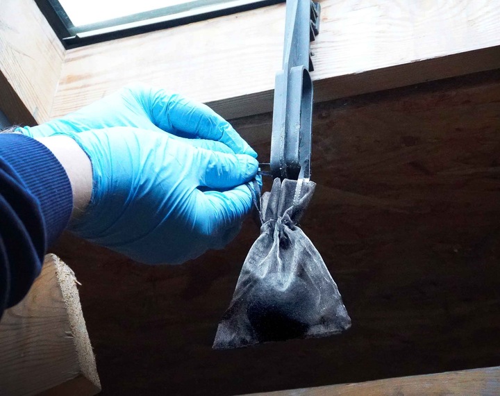 ODSTRASZACZ NA KUNY ŚRODEK ZAPACHOWY DO OCHRONY SAMOCHODU KUNA BALL 2