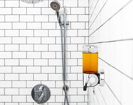 Ręczne dozownik do mydła naścienny Fala 1000 ml chrom