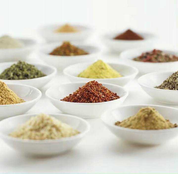 ELEKTRYCZNY MŁYNEK DO PIEPRZU SOLI PRZYPRAW AKKU ŁADOWANIE USB ZESTAW