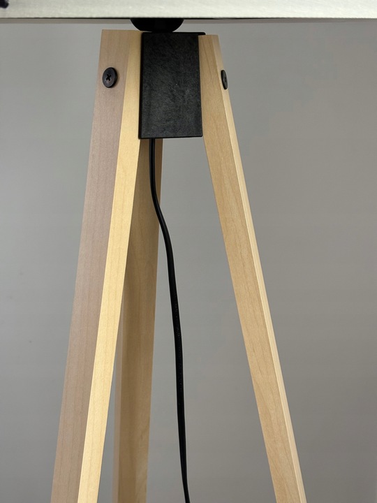 LAMPA PODŁOGOWA STOJĄCA TRÓJNÓG SZTALUGOWA 140 cm