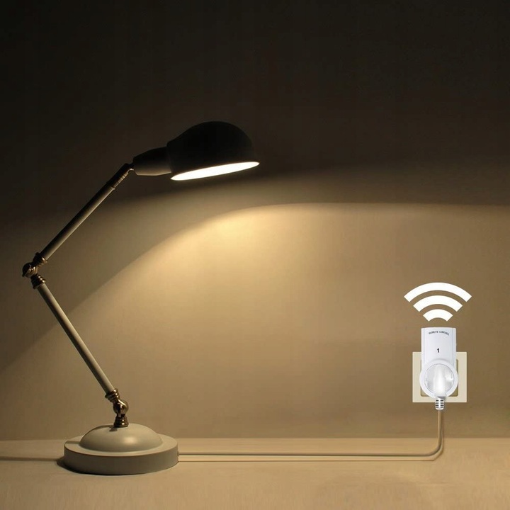 GNIAZDKO SIECIOWE ZDALNIE STEROWANE 2 PILOTY W ZESTAWIE DUŻY ZASIĘG