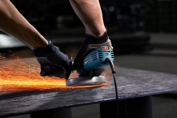 SZLIFIERKA KĄTOWA GWS 750S BOSCH regulacja obrotów