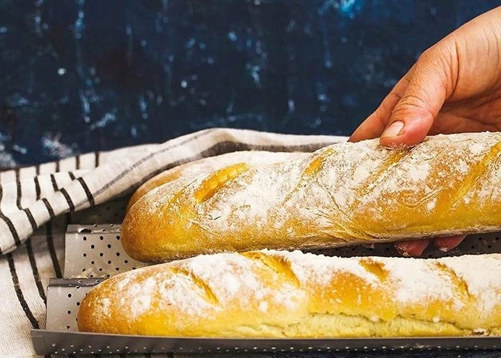 BLACHA FORMA DO PIECZENIA BAGIETEK ZAPIEKANEK METALOWA PERFOROWANA NA