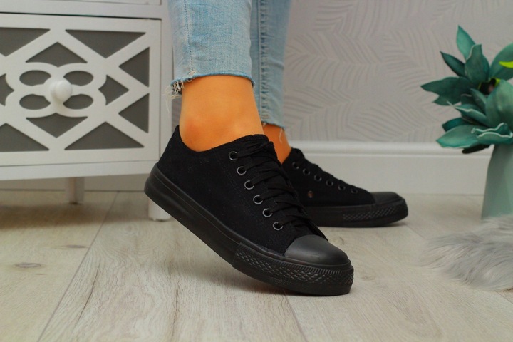 TRAMPKI DAMSKIE CZARNE BUTY SPORTOWE TENISÓWKI KLASYCZNE ALL BLACK