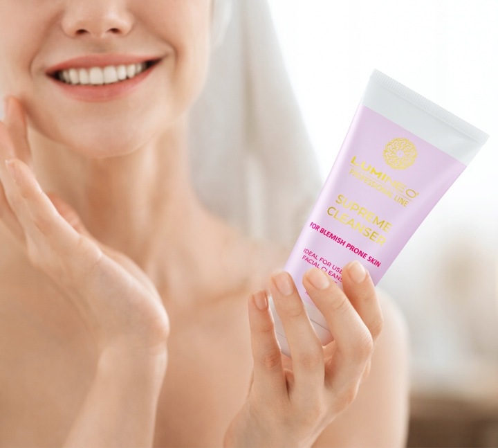 Lumineo Brush PRO różowy 4 końcówki + żel do skóry problematycznej