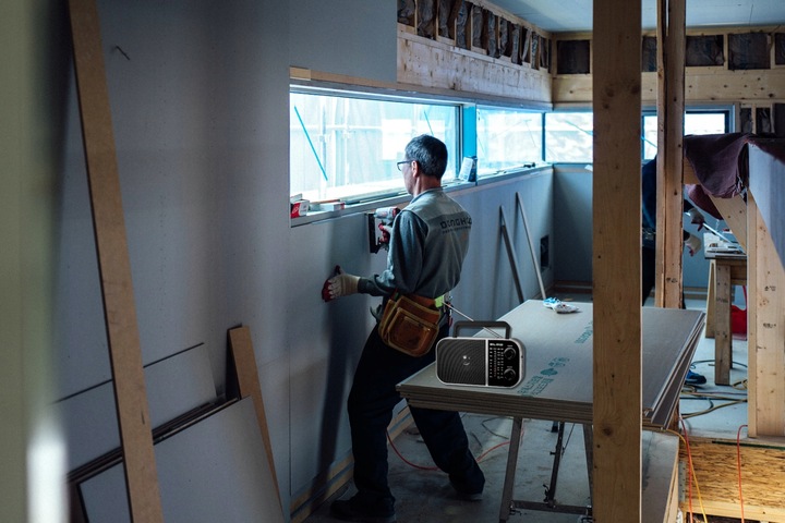 RADIO BUDOWLANE KUCHENNE 230V BLUETOOTH PRZENOŚNE ANTENA USB SD NA BATERIE