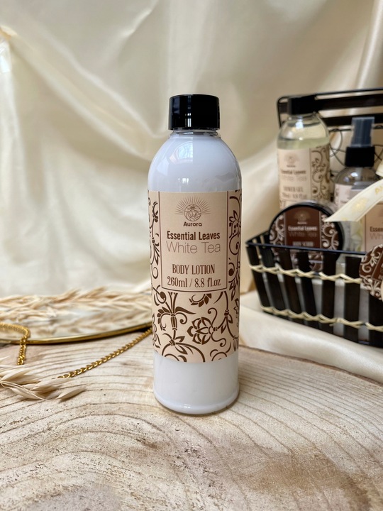 Aurora DZIEŃ BABCI Zestaw 7 Kosmetyków w Koszyku Biała Herbata NA PREZENT