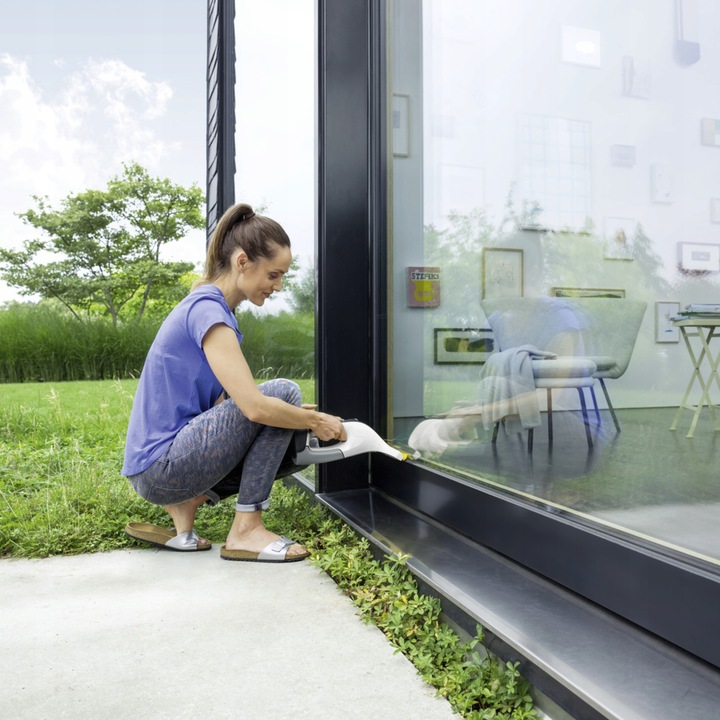 Myjka do okien Karcher WV6 Plus akumulatorowa ze spryskiwaczem i padem