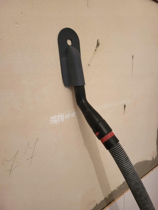 Końcówka Bezpyłowa do Odkurzacza – Czyste Wiercenie w Ścianach i