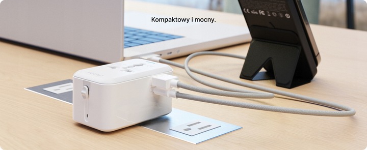 Voomy 20W Uniwersalna Wtyczka Światowa - 150+ krajów - USB-C & USB-A
