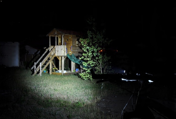 Przednia lampka ROWEROWA LED Specter XPG350 lm latarka uchwyt USB miejska