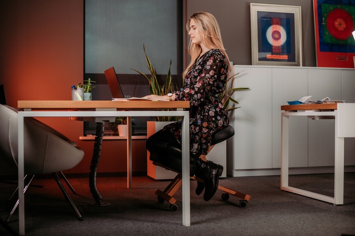 KLĘKOSIAD KRZESŁO ERGONOMICZNE REGULOWANE FOTEL BIUROWY HABYS