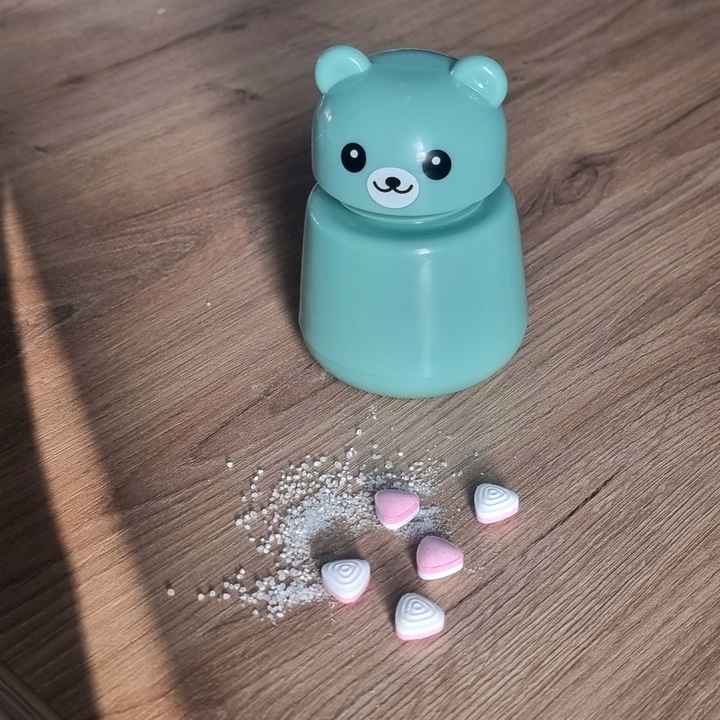 Kruszarka Do Tabletek Gilotyna Rozgniatacz Leków Na Proszek Pastylek Miś