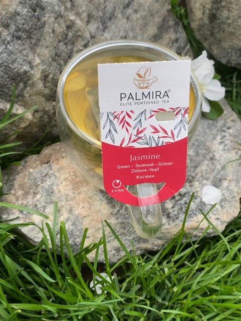 Herbata zielona liścasta deluxe z kwiatami jaśminu Palmira 15 saszetek