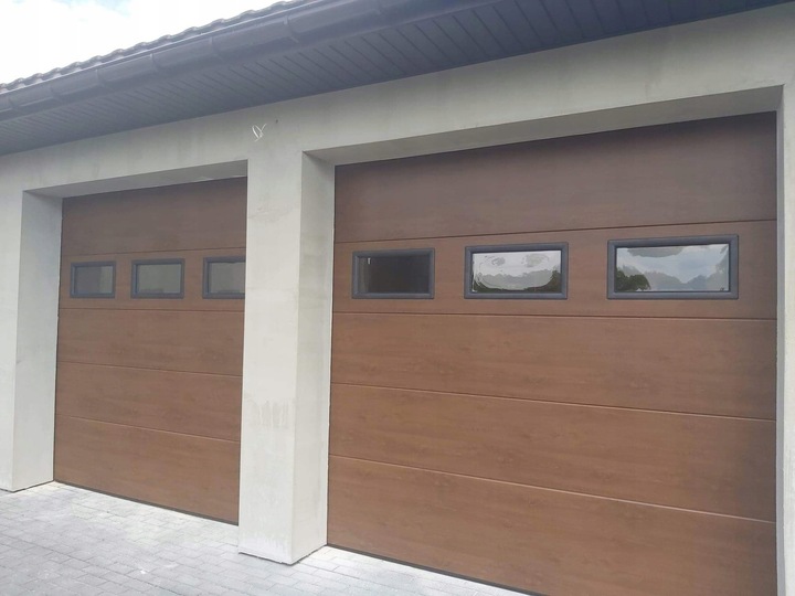 Okno do bramy garażowej segmentowej