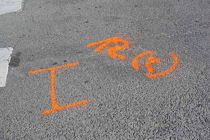 FARBA GEODEZYJNA SPRAY SOPPEC TRACK MARKER 12szt