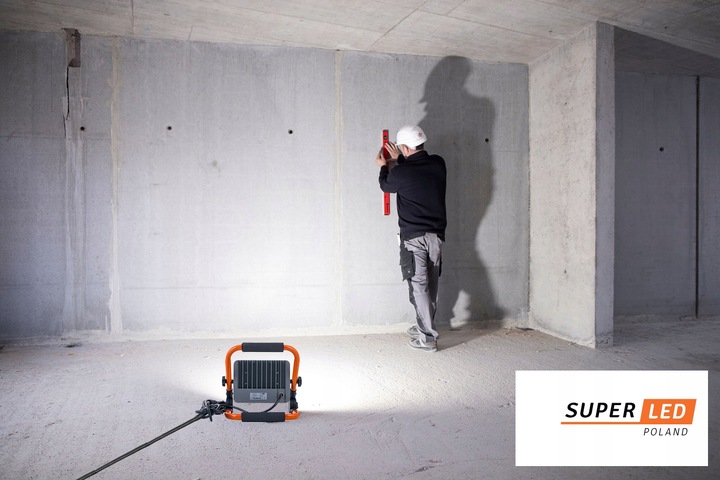 Halogen LED Budowlany 50W 5500lm Uchwyt Przenośny przewód 230V z