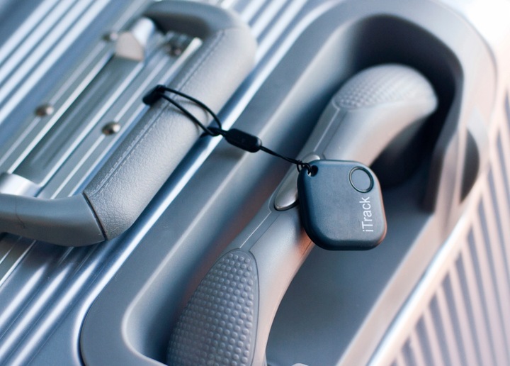 iTrack1 Lokalizator Bluetooth 5.0 Brelok Kluczy Portfela Alarm na PREZENT