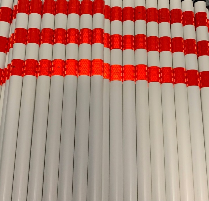 Słupki parkingowe drogowe odblaskowe z podstawą słupek odblask 3M