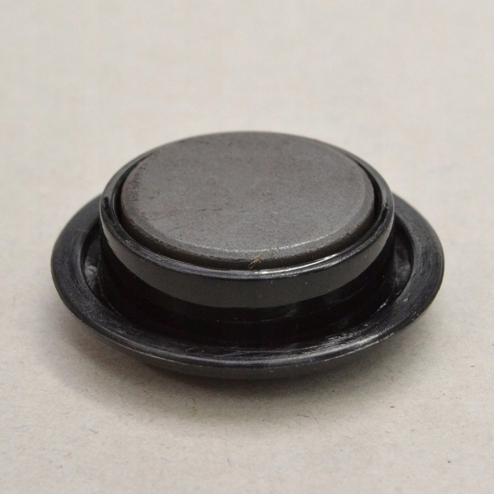 Magnesy na lodówkę do tablic okrągłe MOCNE czarne z magnesem 20 mm 40